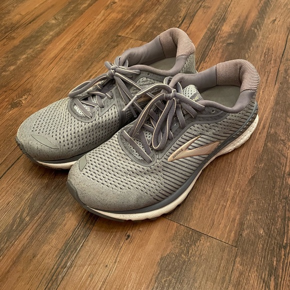 Brooks Adrenaline GTS 20-womens - Picture 4 of 8